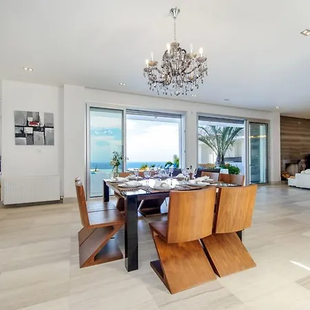 Bay View Villa *