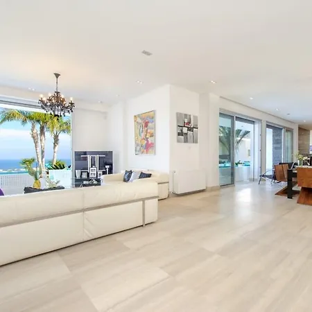 וילה Bay View פרוטאראס