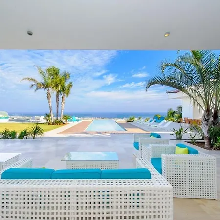 Villa Bay View